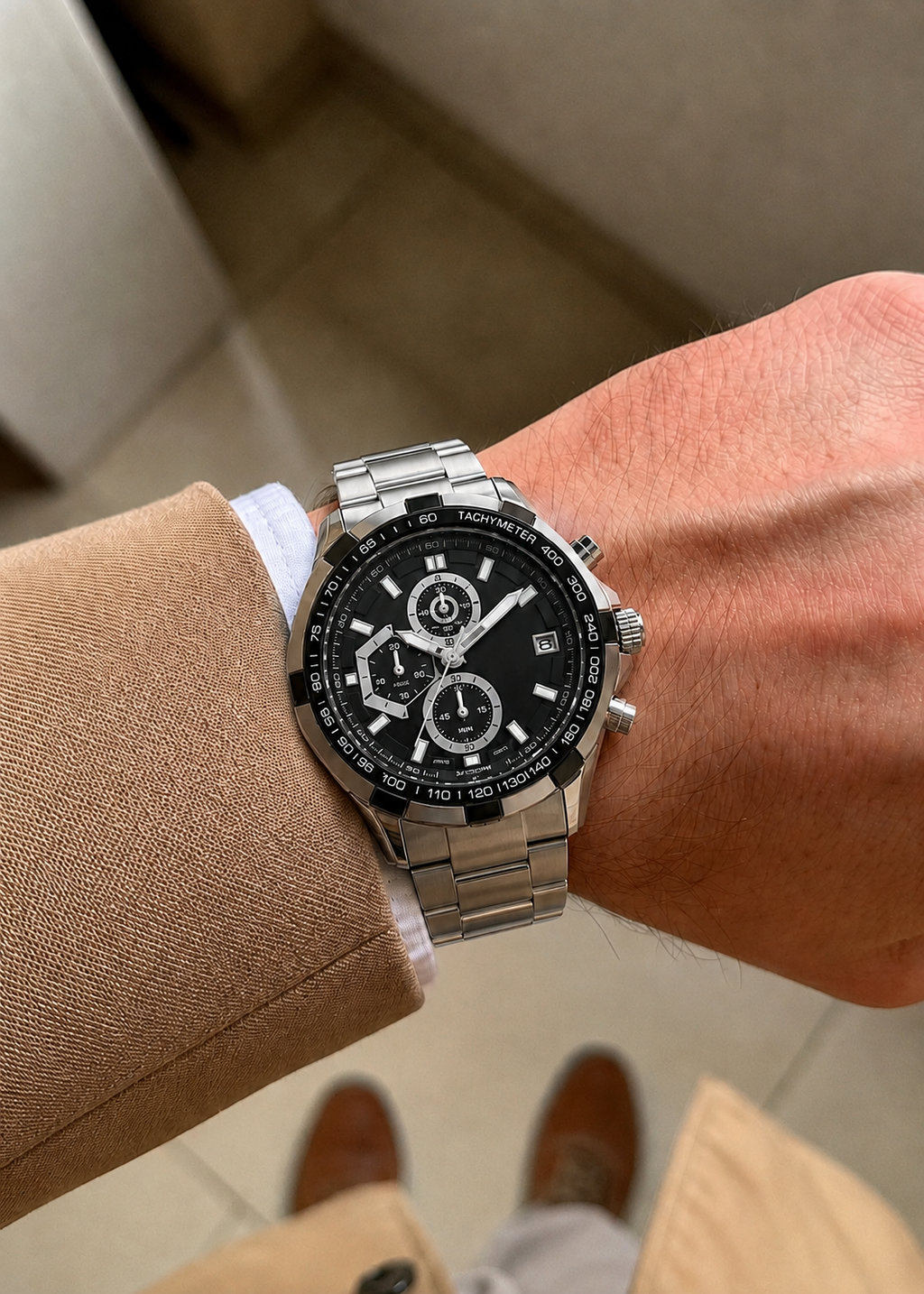 Fashionable Quartz Men's Luxury Watch - Silver