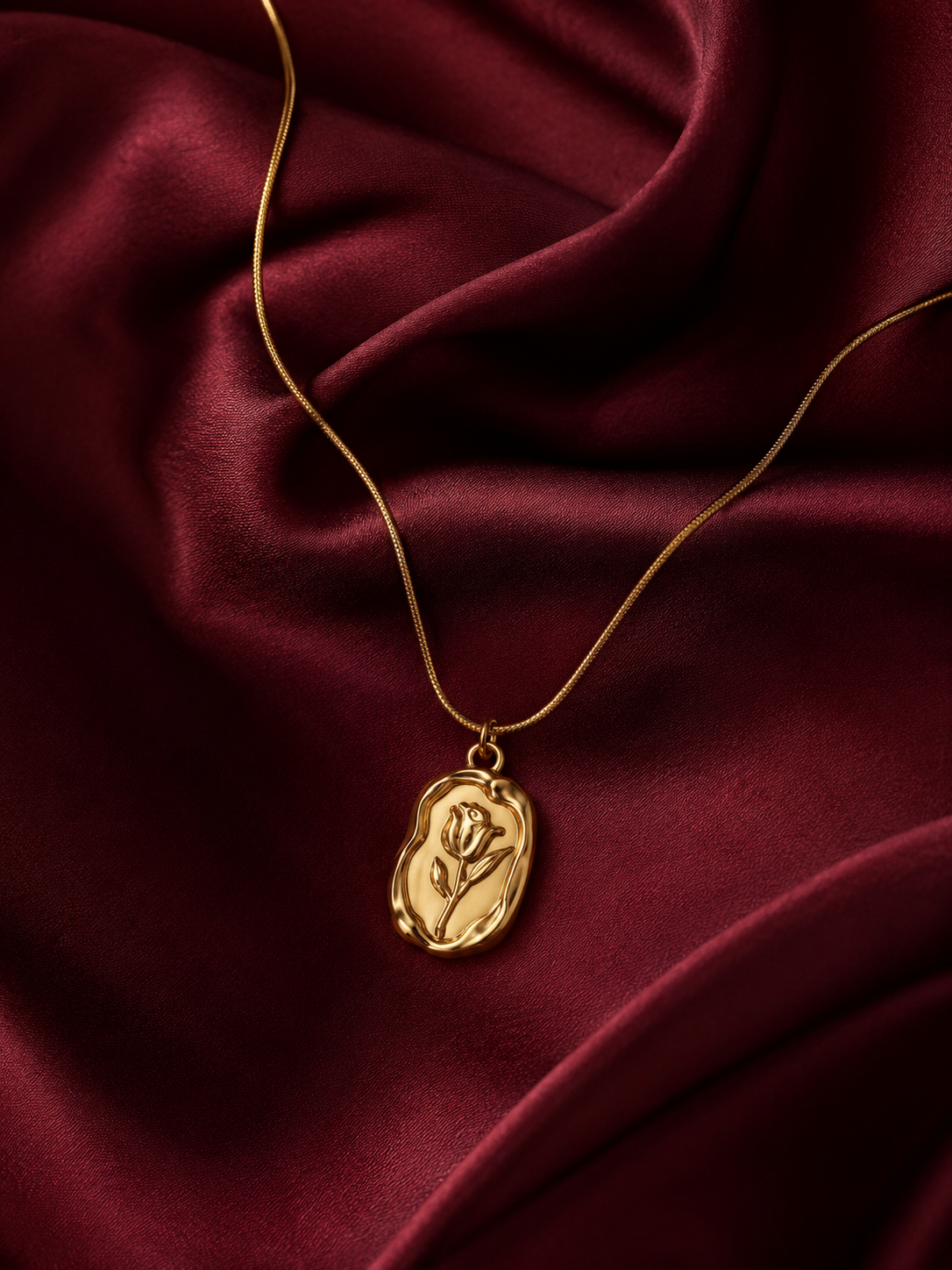 Rose Flower Pendant (Gold)
