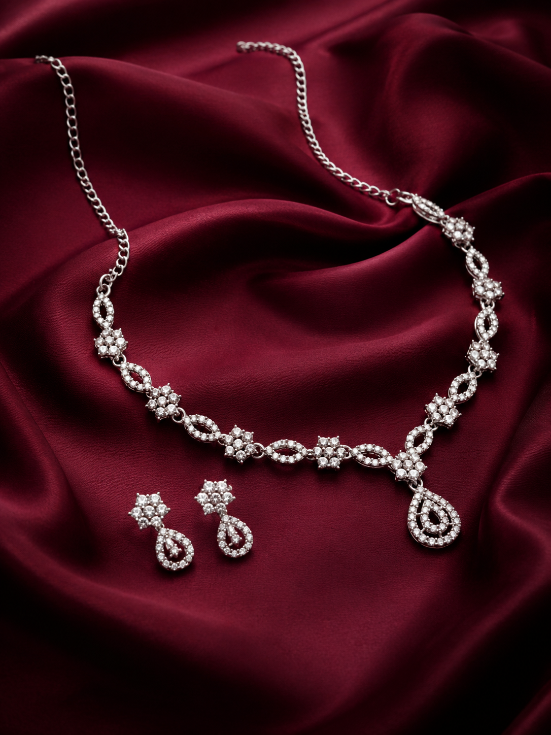 Luxury Necklace Set With American Diamond (Silver)