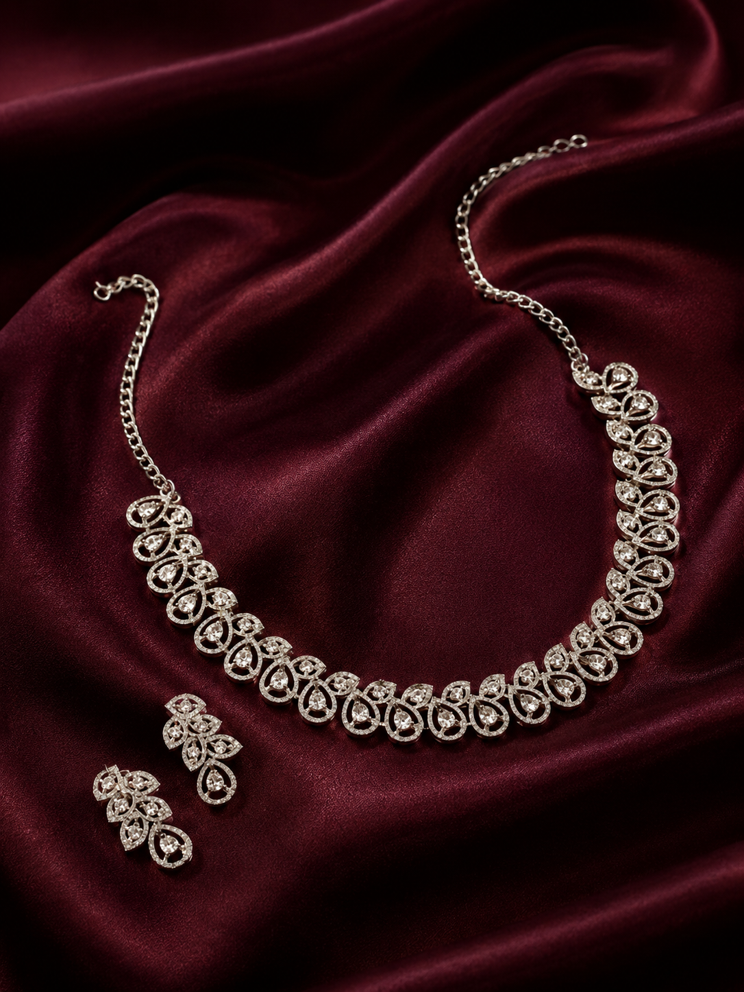 Rhodium Plated Jewellery Set With White Austrian Diamond (Silver)
